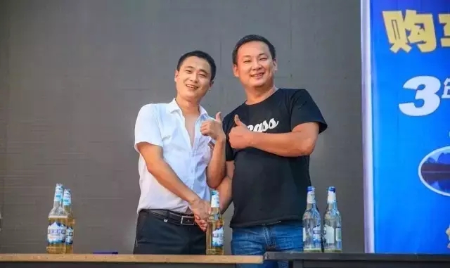 啤酒、冰飲免費(fèi)喝