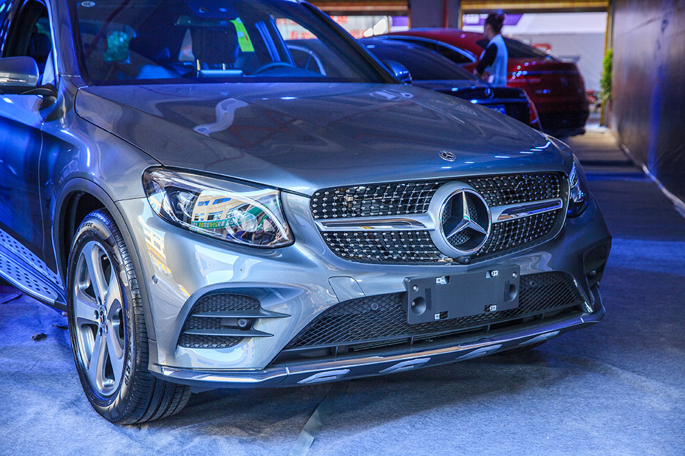 【車展第一天】遇到那個TA，放棄蘋果8......