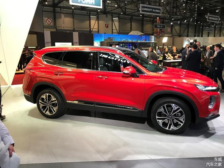 日內(nèi)瓦車(chē)展：實(shí)拍現(xiàn)代全新格越，追求實(shí)用性的SUV