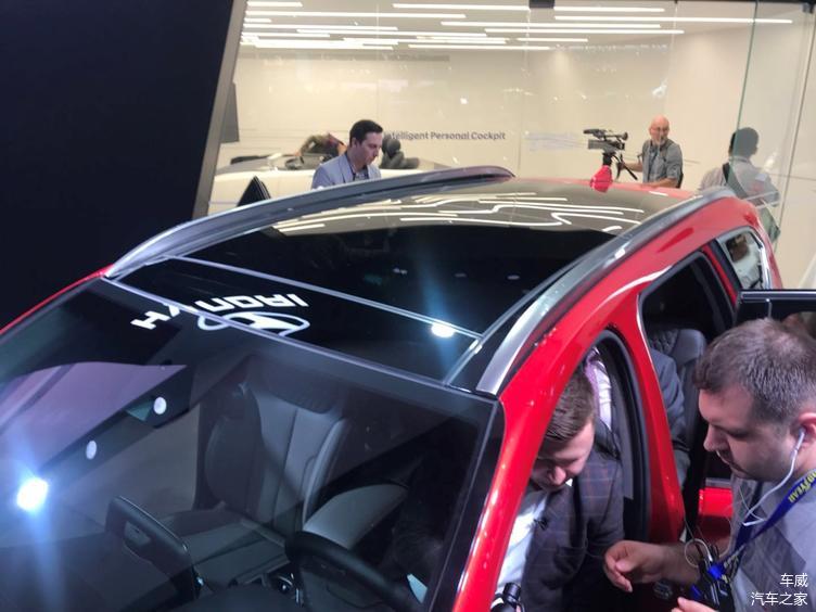 日內(nèi)瓦車(chē)展：實(shí)拍現(xiàn)代全新格越，追求實(shí)用性的SUV