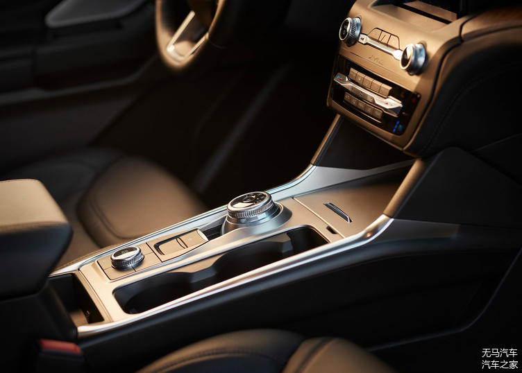 全新一代福特探險者官圖發(fā)布！依舊是大家的硬派之選！