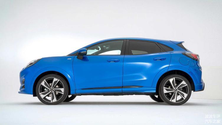 福特發(fā)布PUMA小型SUV官圖，歐式風(fēng)格，造型很有柔和感