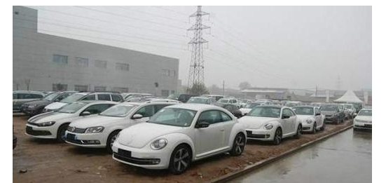 白色的車有這么多缺點(diǎn)！為什么近25%的車主還買它？