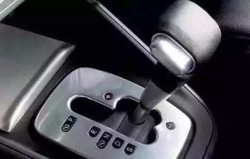 自動檔車這樣開提前報(bào)廢，多少老司機(jī)中招