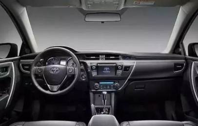 怎樣開車更省油？老司機親自來教你！