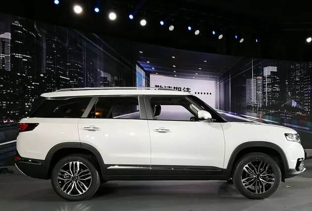 8.79萬起霸氣的外觀昌河Q7，你會選擇？