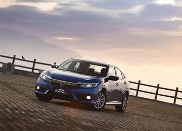 第十代CIVIC（思域）：“我言秋日勝春朝”！