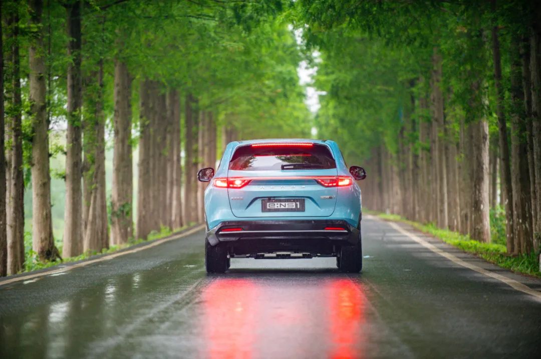 試駕路上的這些美景，我不允許你沒看到！