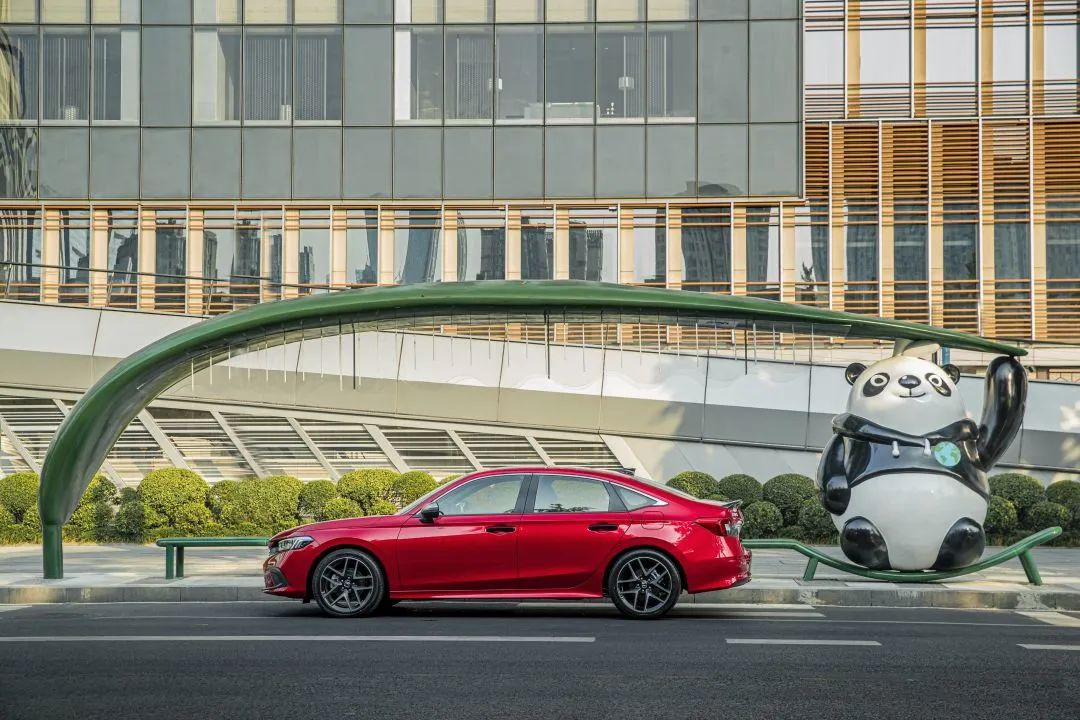 馭見成都，先“試”為快！