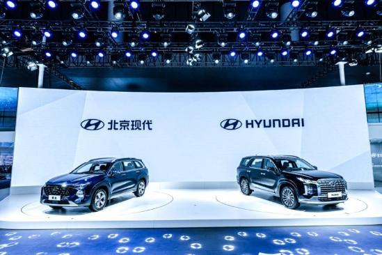 旗艦SUV雙雄領(lǐng)銜，現(xiàn)代開啟?！笆瘛皶r(shí)